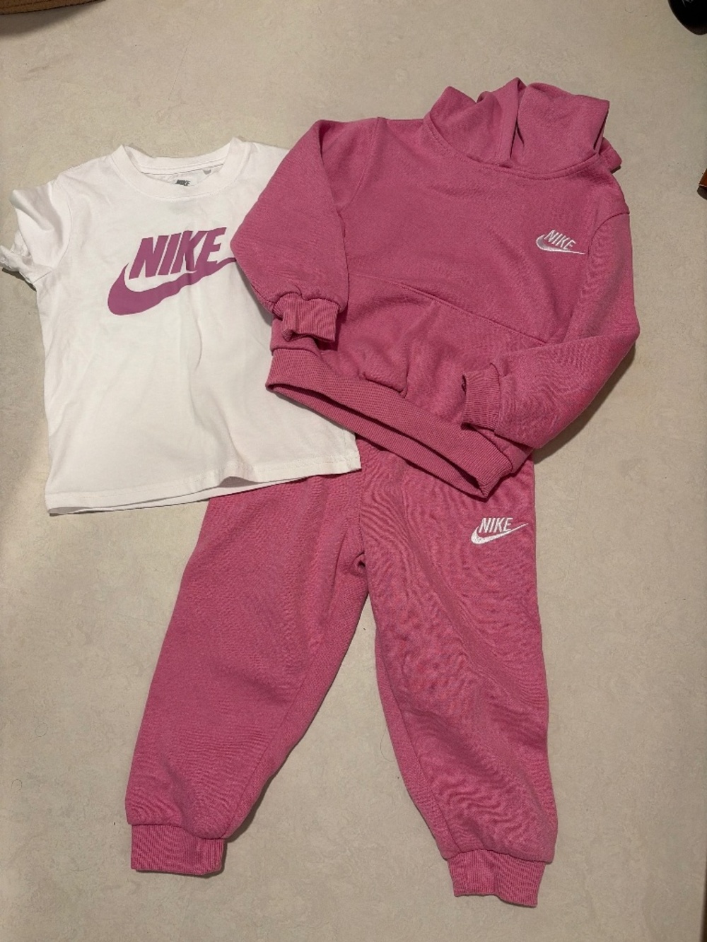 NWOT Nike Sweat Suit Pants and Hoodie